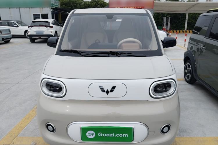 Used Wuling Hongguang MINIEV 2024 3rd Generation 215km Youth Edition Front