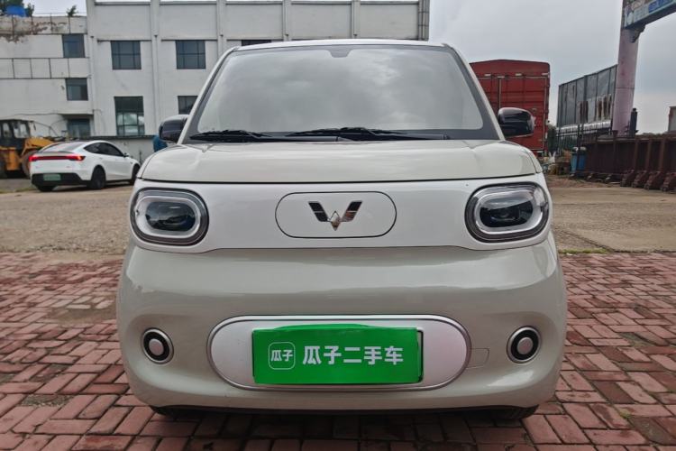 Used Wuling Hongguang MINIEV 2024 3rd Generation 215km Youth Edition Front