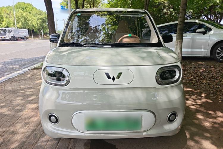 Used Wuling Hongguang MINIEV 2024 3rd Generation 215km Youth Edition Front