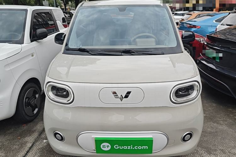 Used Wuling Hongguang MINIEV 2024 3rd Generation 215km Youth Edition Front