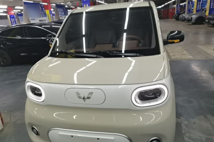 Used Wuling Hongguang MINIEV 2024 3rd Generation 215km Youth Edition Front