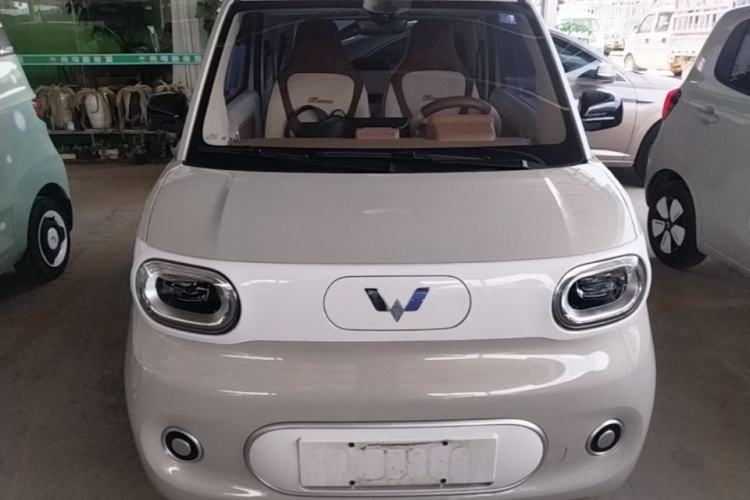 Used Wuling Hongguang MINIEV 2024 3rd Generation 215km Youth Edition Front