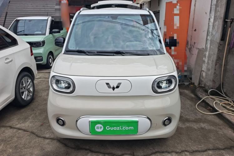 Used Wuling Hongguang MINIEV 2024 3rd Generation 215km Advanced Version Front