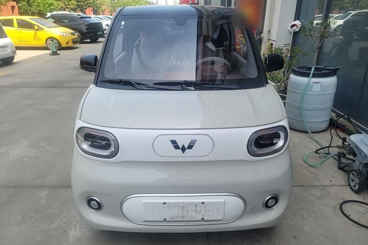 Used Wuling Hongguang MINIEV 2024 3rd Generation 215km Youth Edition Front
