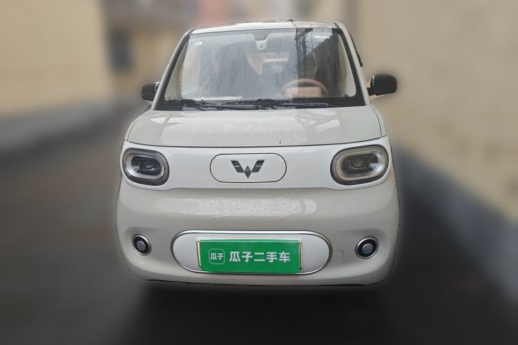 Used Wuling Hongguang MINIEV 2024 3rd Generation 215km Youth Edition Front