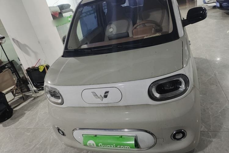 Used Wuling Hongguang MINIEV 2024 3rd Generation 215km Advanced Version Front