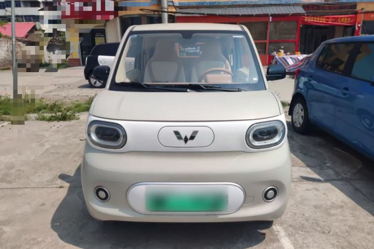 Used Wuling Hongguang MINIEV 2024 3rd Generation 215km Youth Edition Front