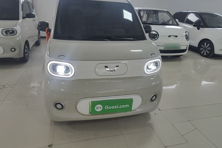 Used Wuling Hongguang MINIEV 2024 3rd Generation 215km Youth Edition Front