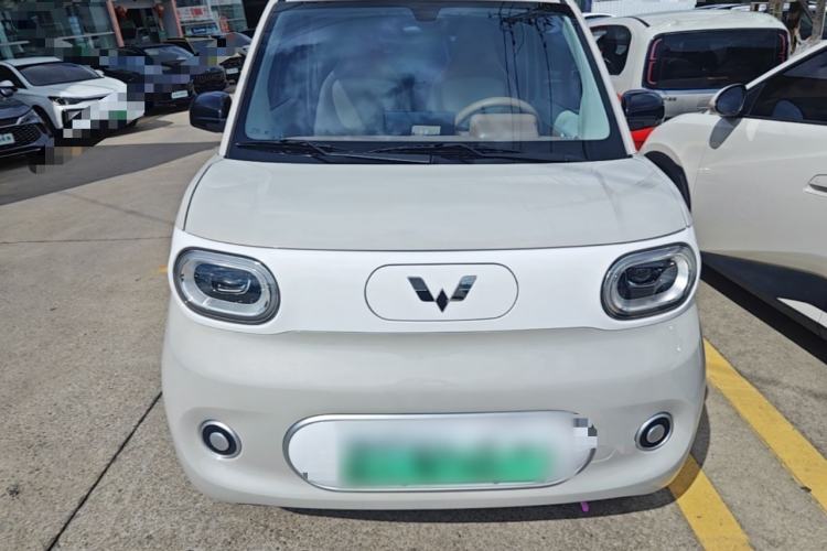Used Wuling Hongguang MINIEV 2024 3rd Generation 215km Youth Edition Front