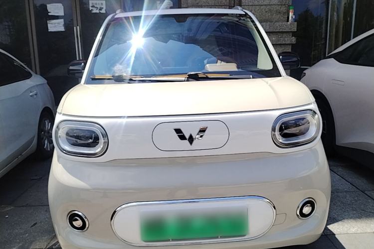Used Wuling Hongguang MINIEV 2024 3rd Generation 215km Advanced Version Front