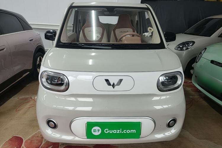 Used Wuling Hongguang MINIEV 2024 3rd Generation 215km Youth Edition Front