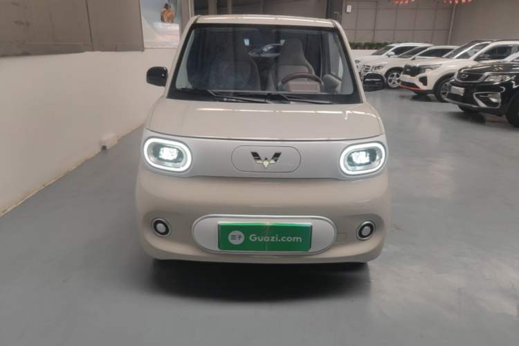 Used Wuling Hongguang MINIEV 2024 3rd Generation 215km Youth Edition Front