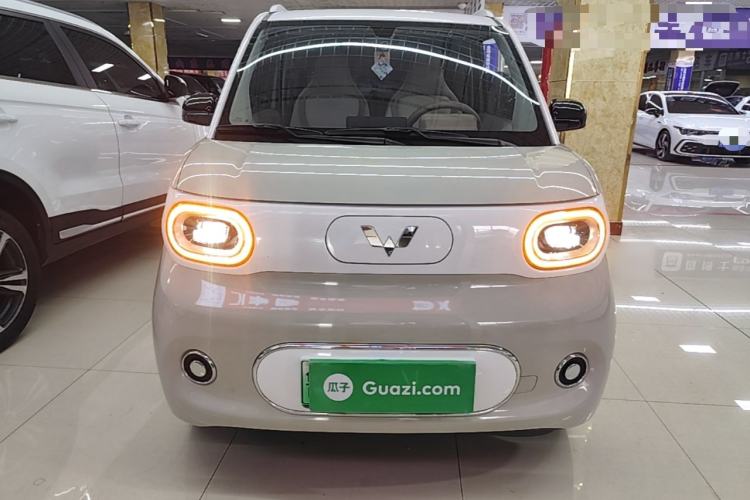 Used Wuling Hongguang MINIEV 2024 3rd Generation 215km Advanced Version Front