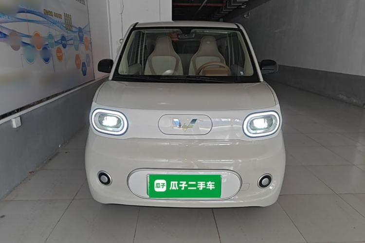 Used Wuling Hongguang MINIEV 2024 3rd Generation 215km Youth Edition Front
