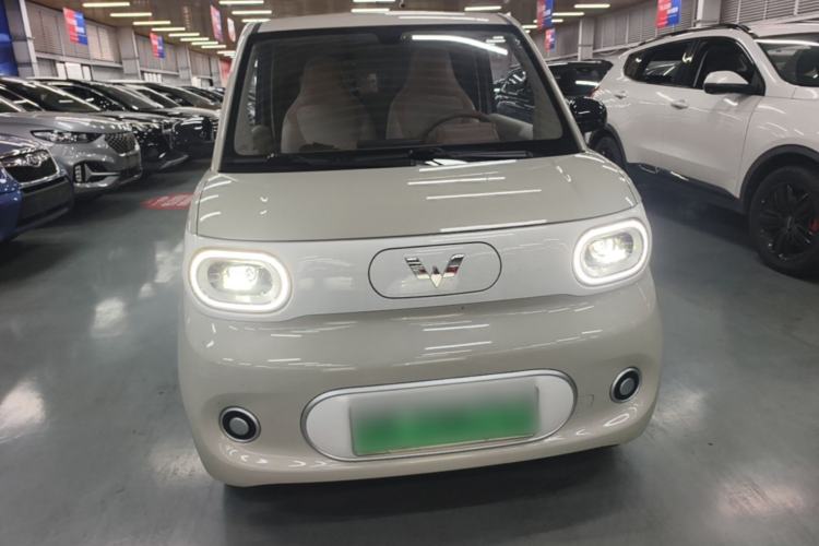 Used Wuling Hongguang MINIEV 2024 3rd Generation 215km Youth Edition Front