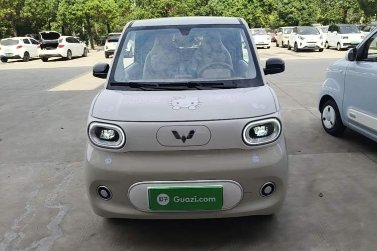 Used Wuling Hongguang MINIEV 2024 3rd Generation 215km Youth Edition Front