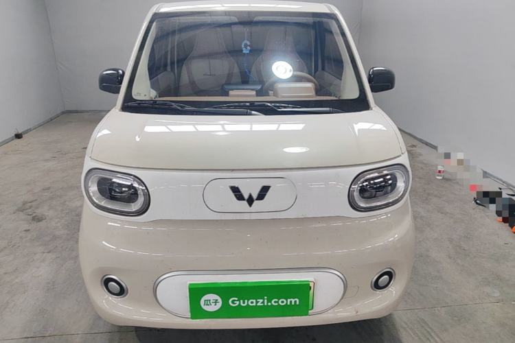 Used Wuling Hongguang MINIEV 2024 3rd Generation 215km Youth Edition Front