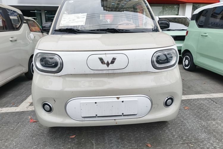 Used Wuling Hongguang MINIEV 2024 3rd Generation 215km Youth Edition Front