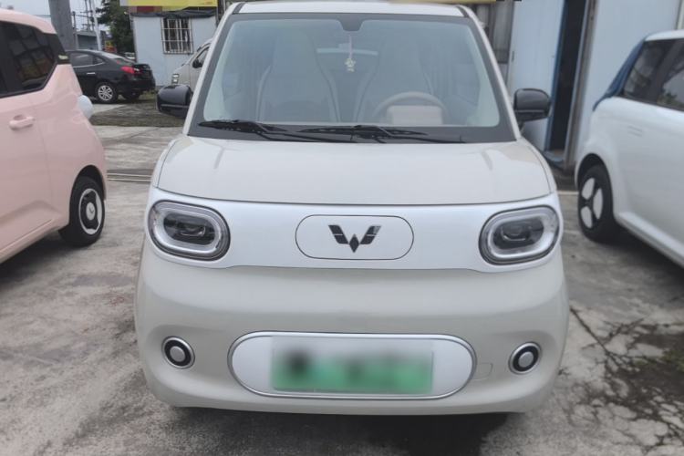 Used Wuling Hongguang MINIEV 2024 3rd Generation 215km Youth Edition Front
