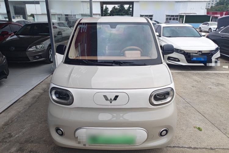 Used Wuling Hongguang MINIEV 2024 3rd Generation 215km Youth Edition Front
