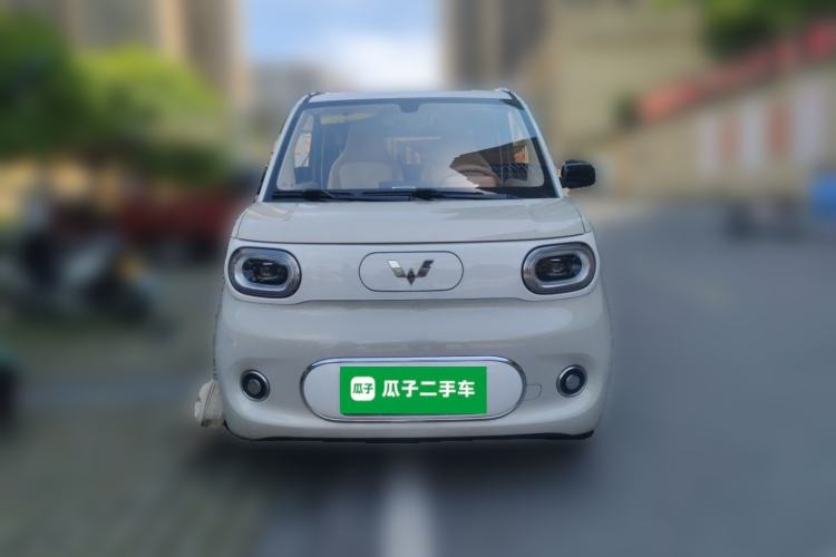 Used Wuling Hongguang MINIEV 2024 3rd Generation 215km Advanced Version Front
