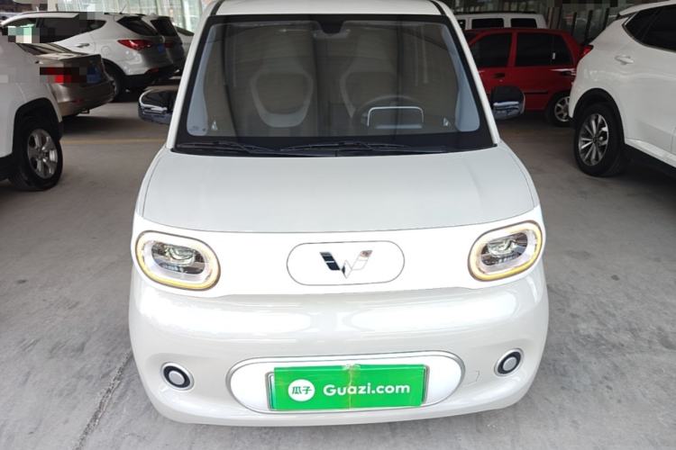 Used Wuling Hongguang MINIEV 2024 3rd Generation 215km Youth Edition Front