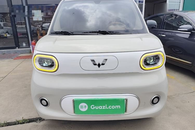 Used Wuling Hongguang MINIEV 2024 3rd Generation 215km Youth Edition Front