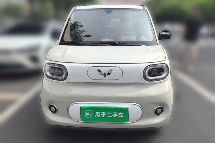 Used Wuling Hongguang MINIEV 2024 3rd Generation 215km Youth Edition Front