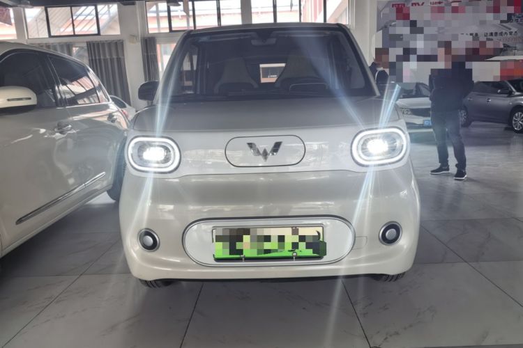 Used Wuling Hongguang MINIEV 2024 3rd Generation 215km Youth Edition Front