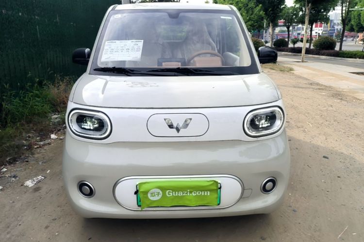 Used Wuling Hongguang MINIEV 2024 3rd Generation 215km Youth Edition Front