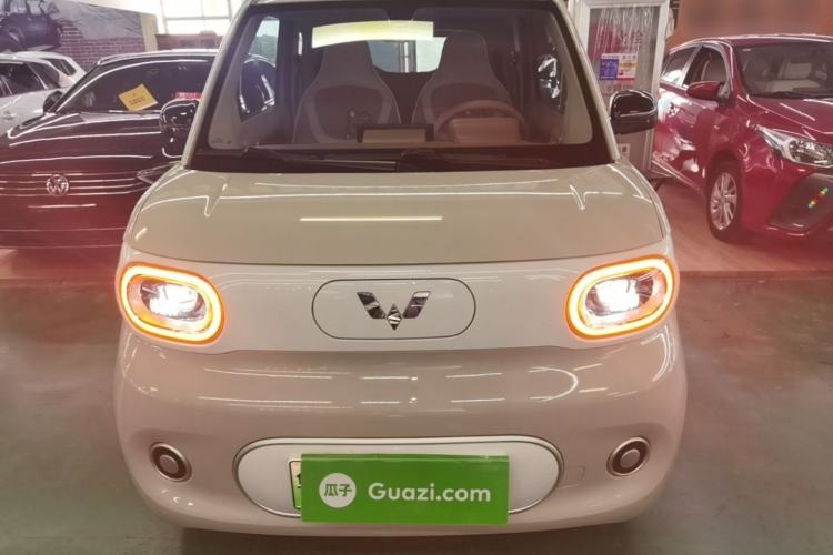 Used Wuling Hongguang MINIEV 2024 3rd Generation 215km Youth Edition Front
