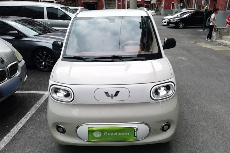 Used Wuling Hongguang MINIEV 2024 3rd Generation 215km Advanced Version Front