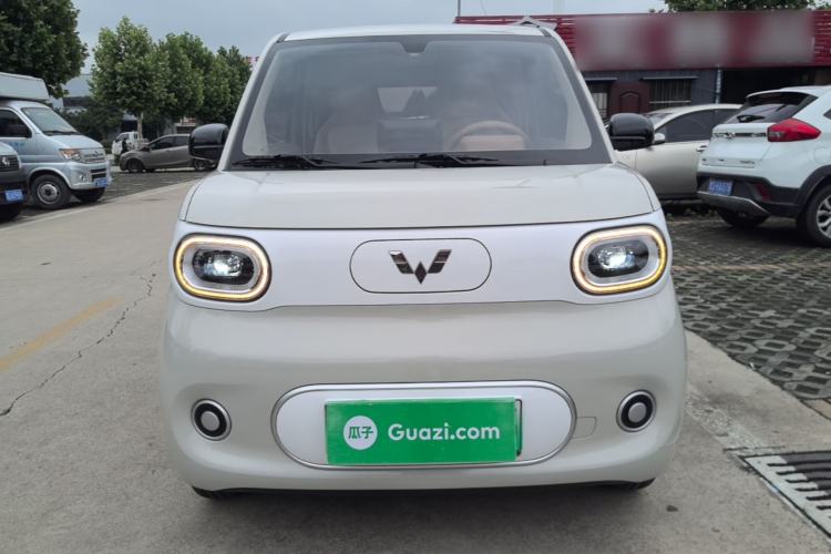 Used Wuling Hongguang MINIEV 2024 3rd Generation 215km Youth Edition Front