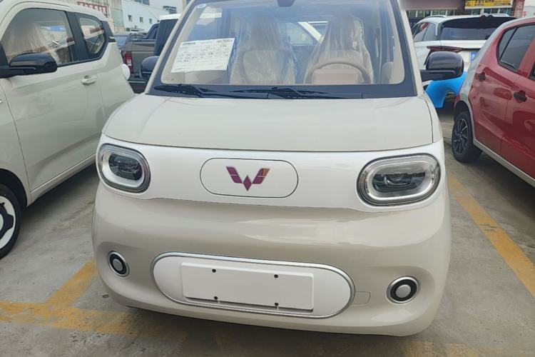 Used Wuling Hongguang MINIEV 2024 3rd Generation 215km Youth Edition Front
