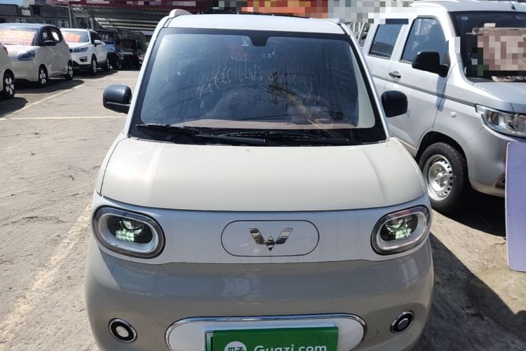 Used Wuling Hongguang MINIEV 2024 3rd Generation 215km Advanced Version Front