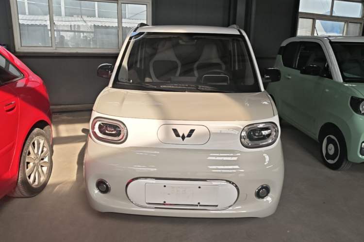 Used Wuling Hongguang MINIEV 2024 3rd Generation 170 km Front