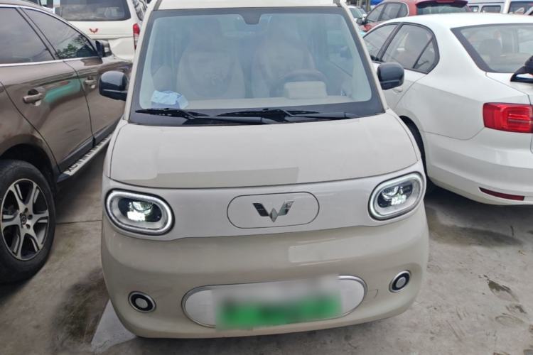 Used Wuling Hongguang MINIEV 2024 3rd Generation 215km Youth Edition Front