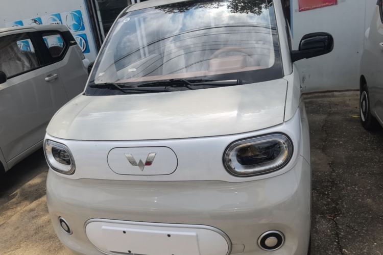 Used Wuling Hongguang MINIEV 2024 3rd Generation 215km Youth Edition Front