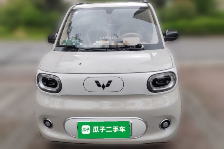 Used Wuling Hongguang MINIEV 2024 3rd Generation 215km Youth Edition Front