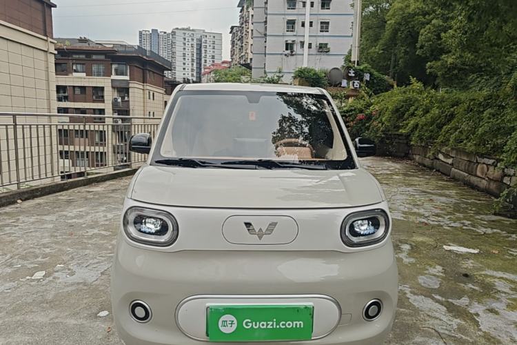 Used Wuling Hongguang MINIEV 2024 3rd Generation 215km Youth Edition Front