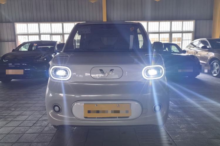 Used Wuling Hongguang MINIEV 2024 3rd Generation 215km Advanced Version Front