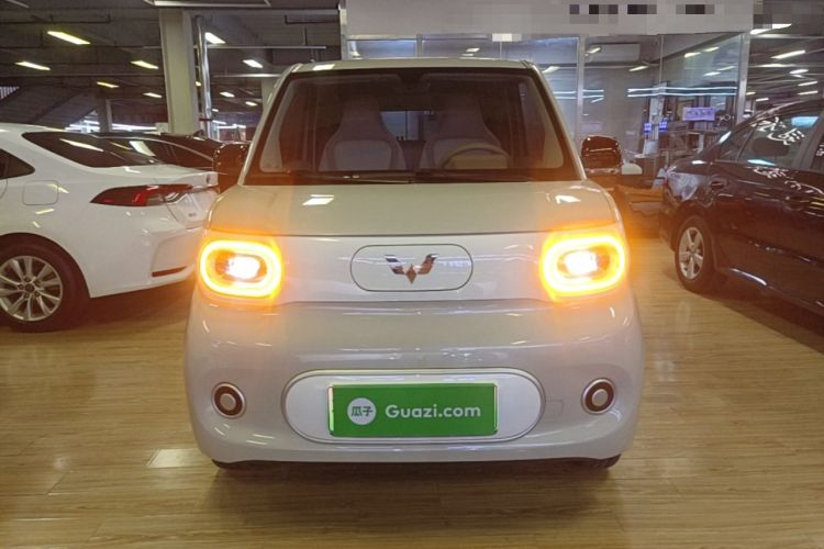 Used Wuling Hongguang MINIEV 2024 3rd Generation 215km Youth Edition Front