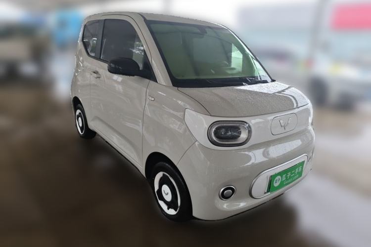 Used Wuling Hongguang MINIEV 2024 3rd Generation 215km Youth Edition Front Right 45 Deg