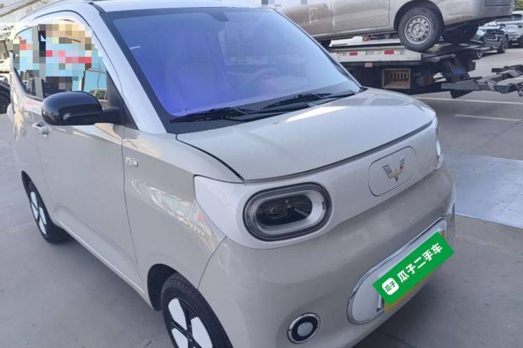 Used Wuling Hongguang MINIEV 2024 3rd Generation 215km Advanced Version Front Right 45 Deg