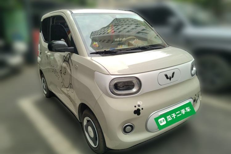 Used Wuling Hongguang MINIEV 2024 3rd Generation 215km Youth Edition Front Right 45 Deg