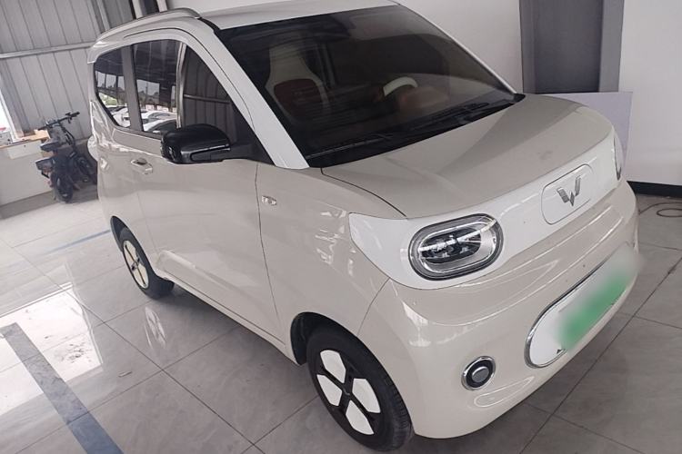 Used Wuling Hongguang MINIEV 2024 3rd Generation 215km Advanced Version Front Right 45 Deg
