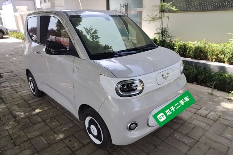 Used Wuling Hongguang MINIEV 2024 3rd Generation 215km Youth Edition Front Right 45 Deg