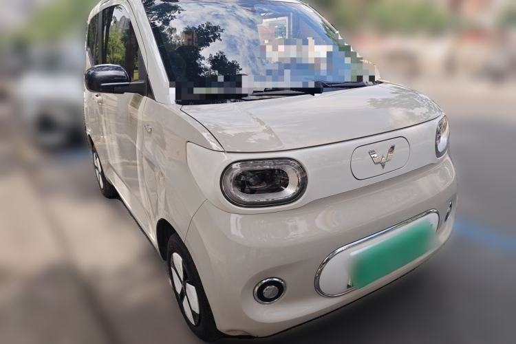 Used Wuling Hongguang MINIEV 2024 3rd Generation 215km Advanced Version Front Right 45 Deg