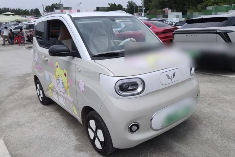 Used Wuling Hongguang MINIEV 2024 3rd Generation 215km Advanced Version Front Right 45 Deg