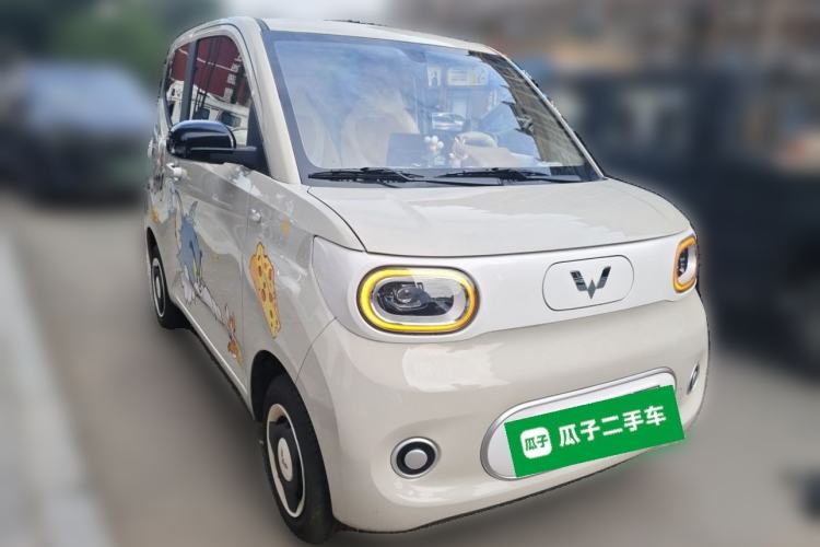 Used Wuling Hongguang MINIEV 2024 3rd Generation 215km Youth Edition Front Right 45 Deg